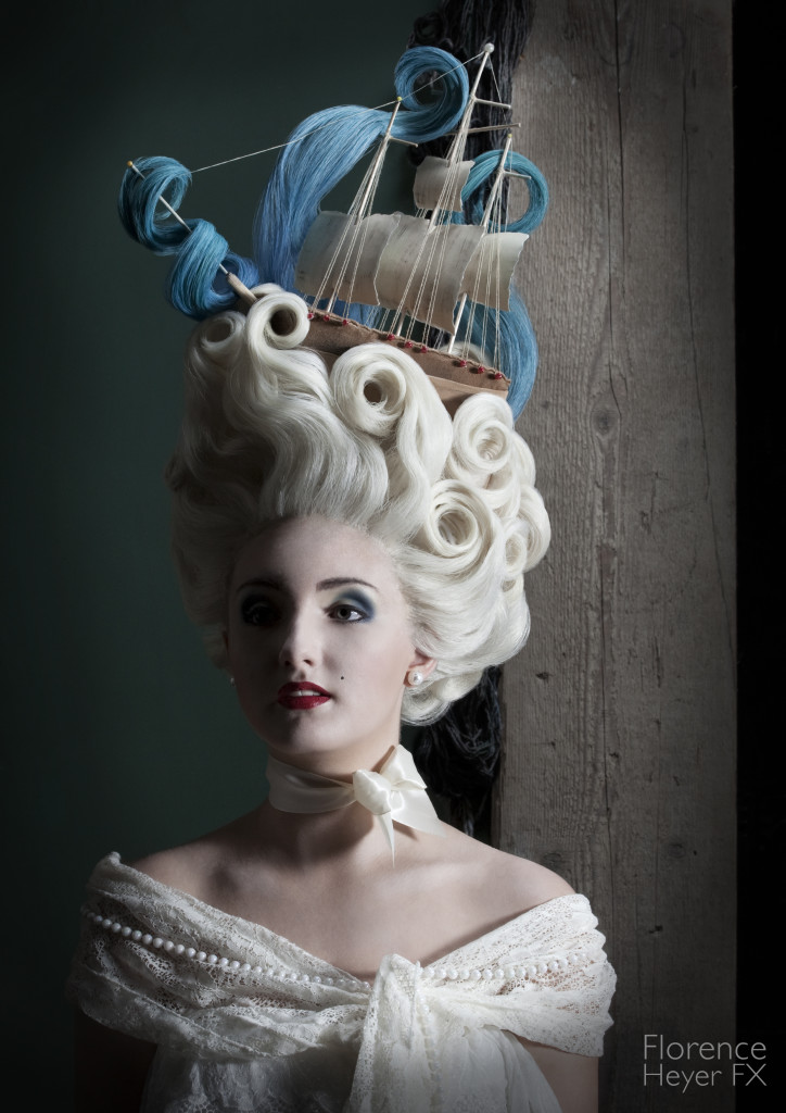 © Florence Heyer : RokokoPerücke & Make-up, Perücke, Tressen, Ross- und Büffelhaar, Foto : Sabine Kühne, Modell : Anna-Lena Stenzel