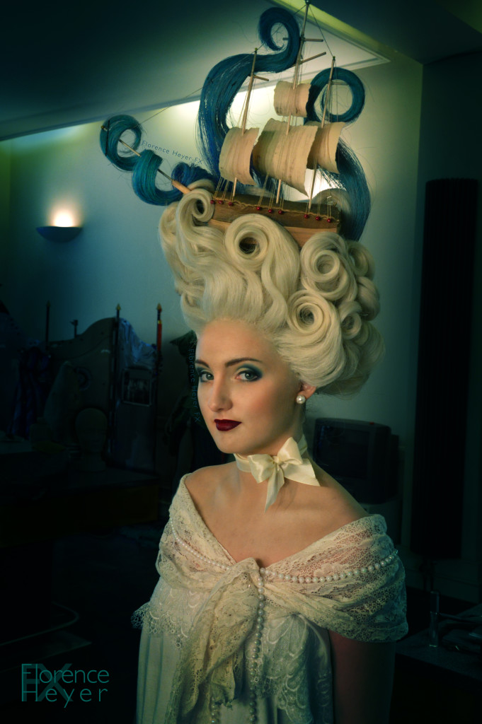 Rococo Wig, make-up, colored wefts, horse- and buffalohair : Florence Heyer, model : Anna-Lena Stenzel
